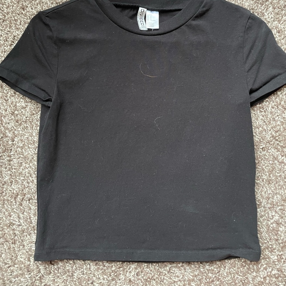 Black crop top